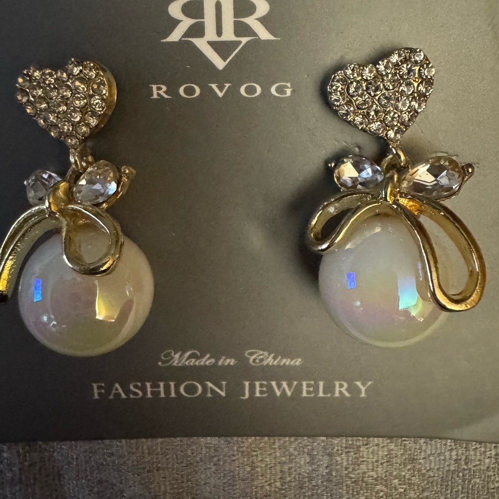OVO Gold and White Heart Earrings